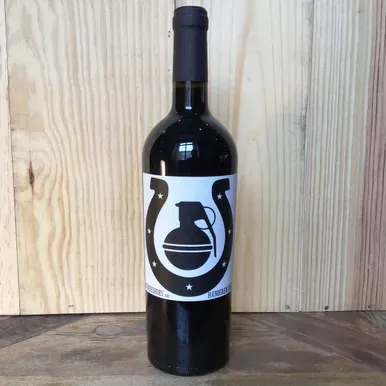 (I) Maison/Mouton Noir – Horseshoes & Handgrenades Red Blend